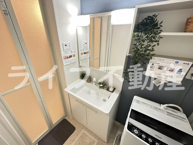 あんしん＋衣摺08-7002の独立洗面台|朝の身支度には欠かせない独立洗面化粧台