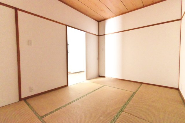 シャンテーヌの和室