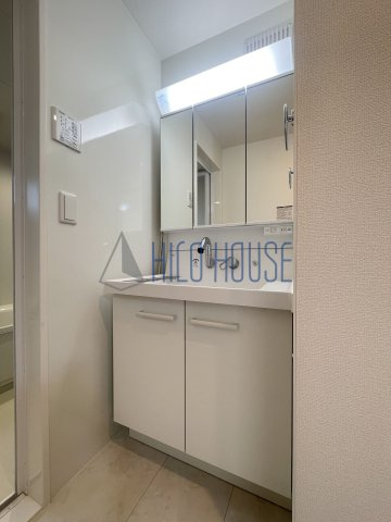 リバーサイド神明の洗面所