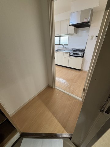 【玄関】 | 赤門前扇屋ビル | 【赤門前扇屋ビル】