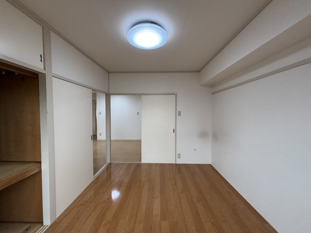 【洋室】 | 赤門前扇屋ビル | 【赤門前扇屋ビル】