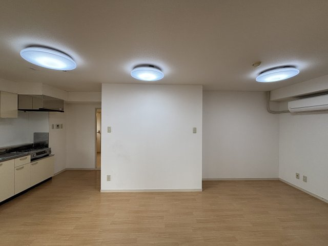 【居間・リビング】 | 赤門前扇屋ビル | 【赤門前扇屋ビル】