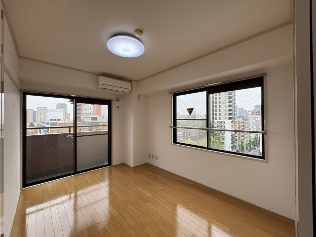 【寝室】 | 赤門前扇屋ビル | 【赤門前扇屋ビル】