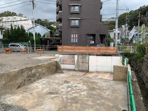 【その他】 | 伊東市岡広町　売地 | 建物解体の際の基礎部分残置。現況での販売になります。