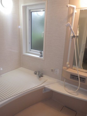 【浴室】 | 大館市松峰字西松峰・中古住宅