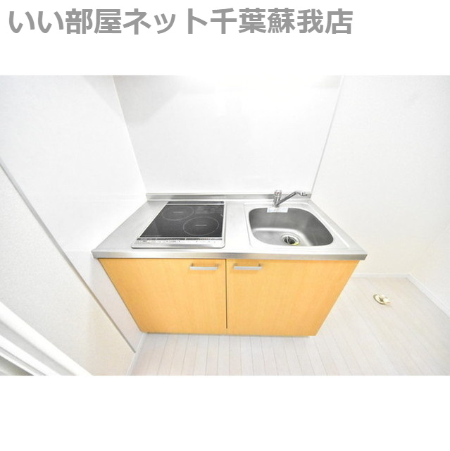 フォレストツインハウスⅡB棟のキッチン|キッチンでお料理をお楽しみください