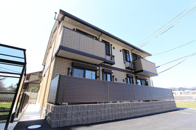 【外観】 | フォレスト二上 | 外はこのようになっています