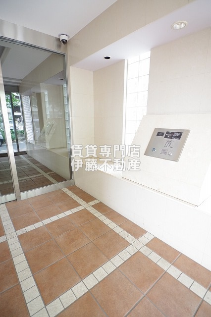 サムティレジデンス名城公園のエントランス