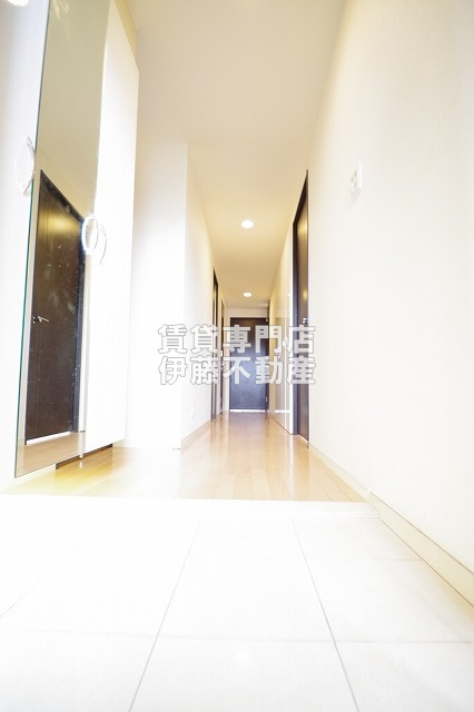 サムティレジデンス名城公園の玄関