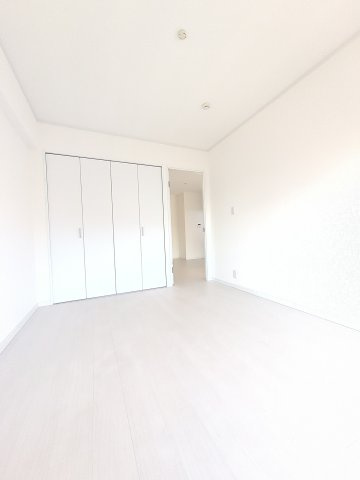 大谷マンションの洋室