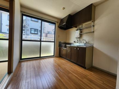 セジュールマミAの居間・リビング