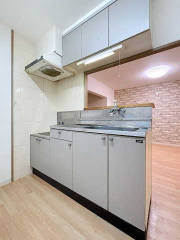 【キッチン】 | クレールはけの原 | ★お好きなコンロ設置可♪対面式キッチンでコミュニケーション取りやすいです★