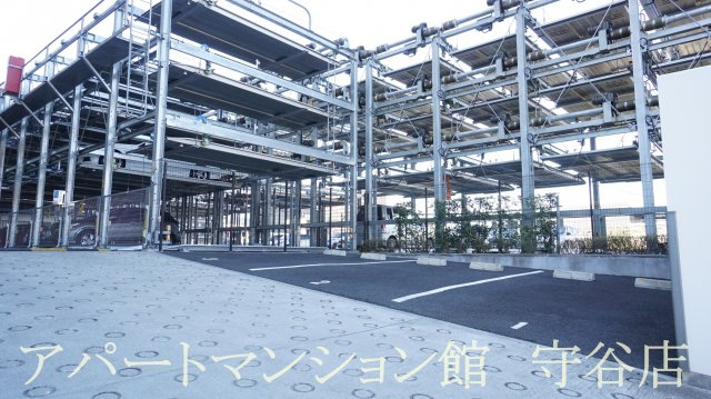 エキスポコンフォート Ⅱの駐車場