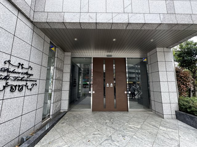 仲介手数料無料　パレステージ西所沢のエントランス