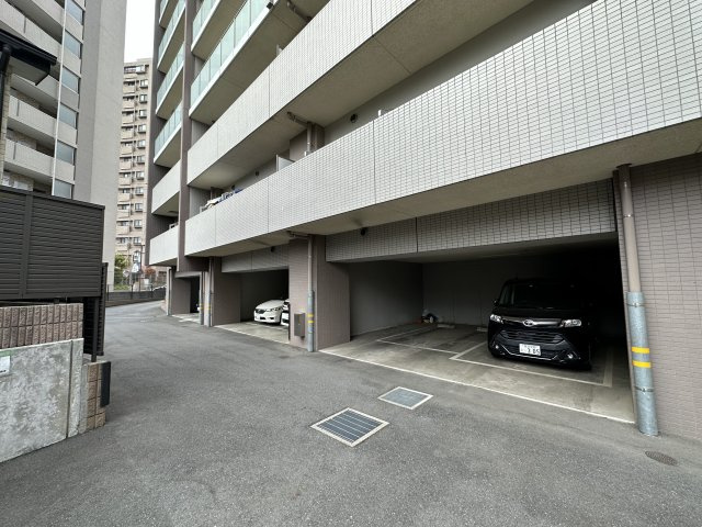 仲介手数料無料　パレステージ西所沢の駐車場