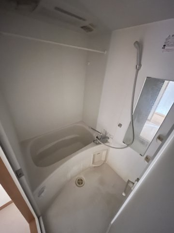 プレゼンスの浴室