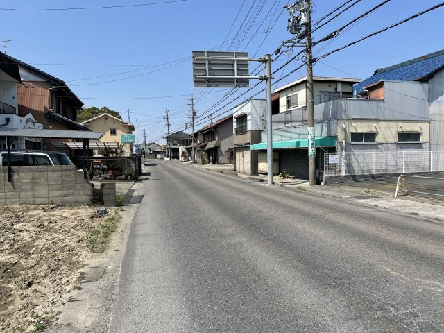 【前面道路含む現地写真】の画像