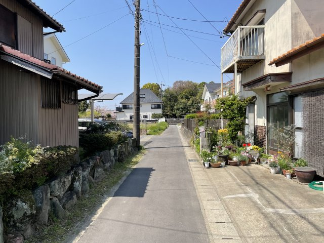 【前面道路含む現地写真】の画像