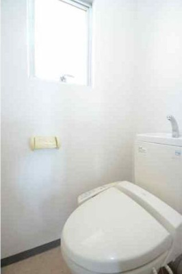 【トイレ】 | ベルヴェデーレ | シンプルで使いやすいトイレです