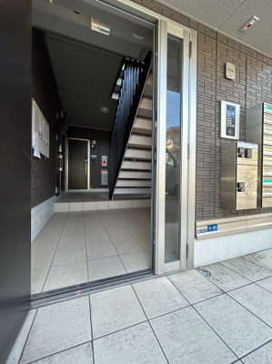 【エントランス】 | メゾンドラピスラジュリ