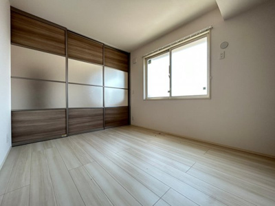 【洋室】 | メゾンドラピスラジュリ