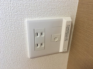 【設備】 | フォンターナ | インターネット使い放題♪（別途プロバイダ料必要）
