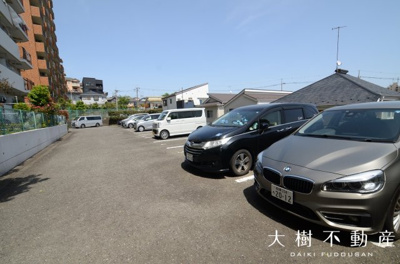 【駐車場】 | 海老名かしわ台パークハイツ　９階　３LDK　リフォーム済み　【仲介手数料無料】
