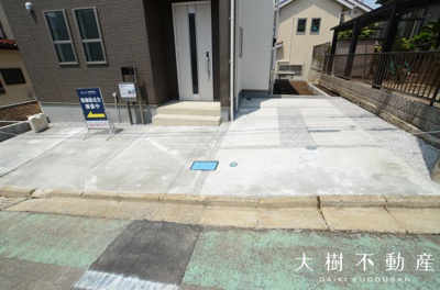 【駐車場】 | 海老名市上今泉5丁目　新築戸建て　全１棟　【仲介手数料無料】