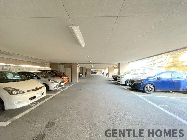 ルネッサンス21吉塚駅前の駐車場