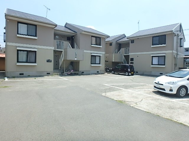 ラメール高砂の外観