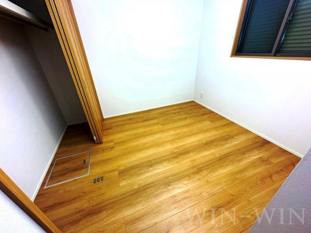 グリーンハイツMの洋室
