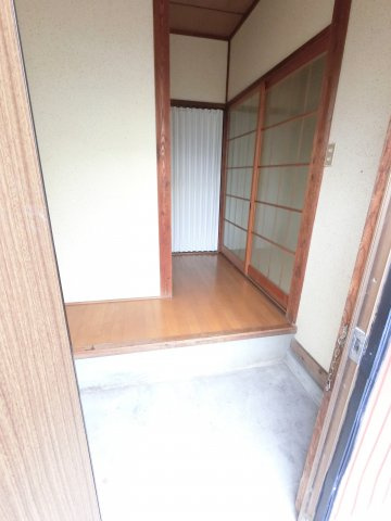 【玄関】