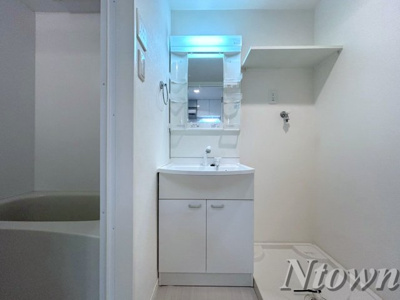 【独立洗面台】 | HAL　FLATS | 朝の身支度には欠かせない独立洗面化粧台