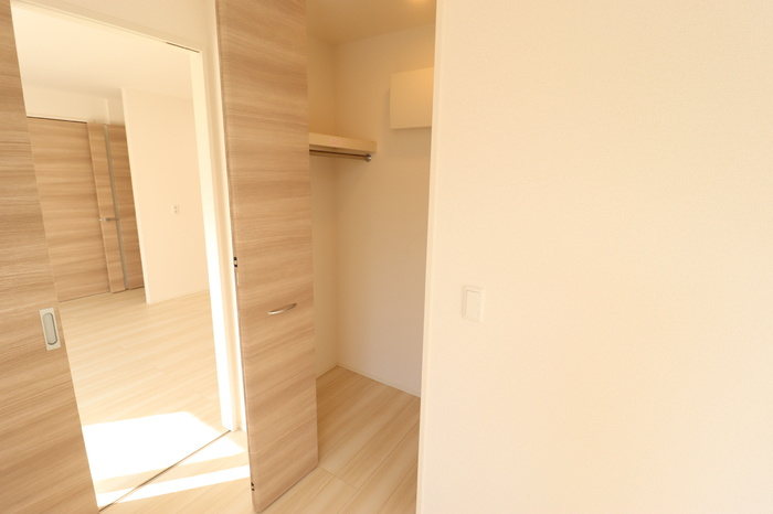 習志野市鷺沼台３丁目のアパートの収納|クローゼット