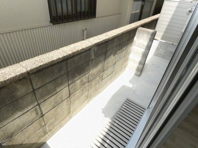 カプラン福井のバルコニー