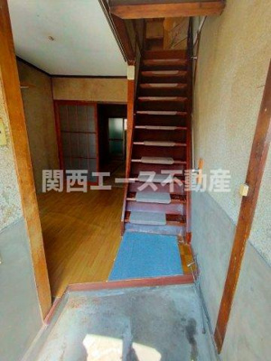 【玄関】 | 津の辺町貸家