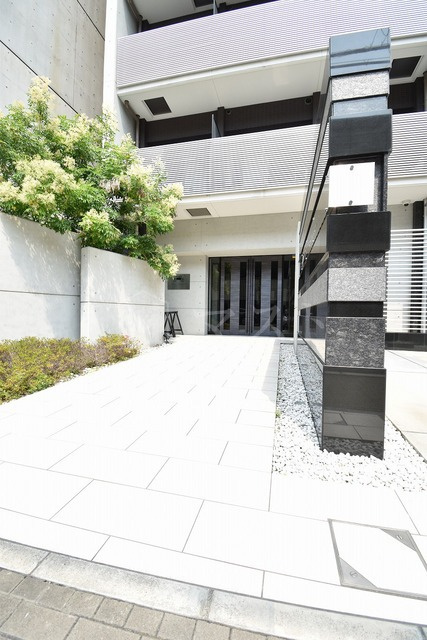 ＬＣ本町のエントランス