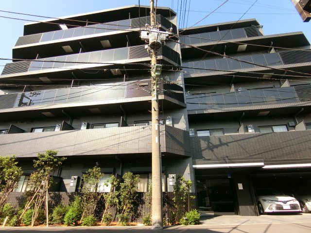 REALIZEレアライズ蒲田Ⅱの外観|2020年10月築　RC鉄筋コンクリート造地上6階建て1K～1LDK総戸数42戸インターネット無料分譲賃貸マンション　京急本線京急蒲田駅最寄りの東京都大田区東蒲田2丁目梅屋敷駅と空港線糀谷駅も徒歩圏内