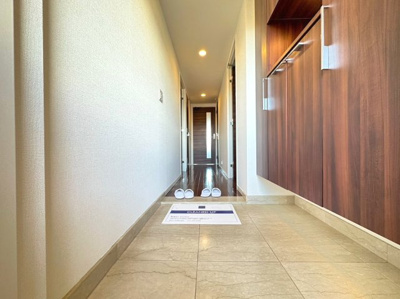 【玄関】 | レジディア千里万博公園