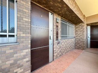 【玄関】 | レジディア千里万博公園