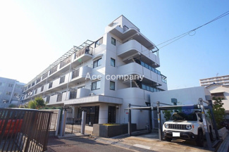 【外観】 | コンビニ・スーパー・ドラッグストア徒歩3分圏内♪小・中学校、徒歩5分圏内です♪