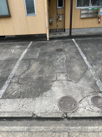 仲介手数料0円！！ファミール藤の駐車場