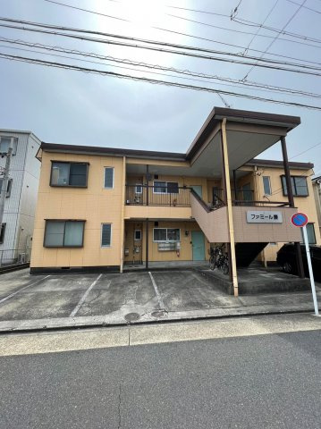 仲介手数料0円！！ファミール藤の外観