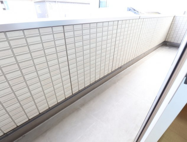 熊本市東区秋津２丁目のアパートのバルコニー