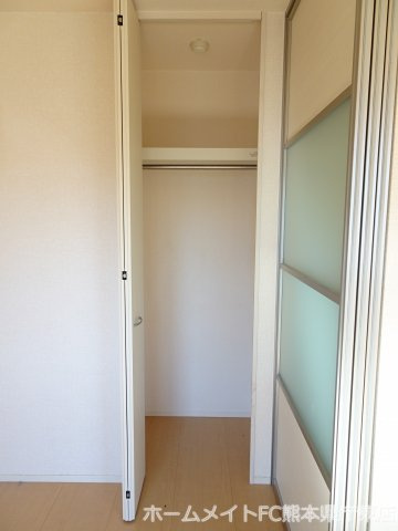 熊本市東区秋津２丁目のアパートの収納