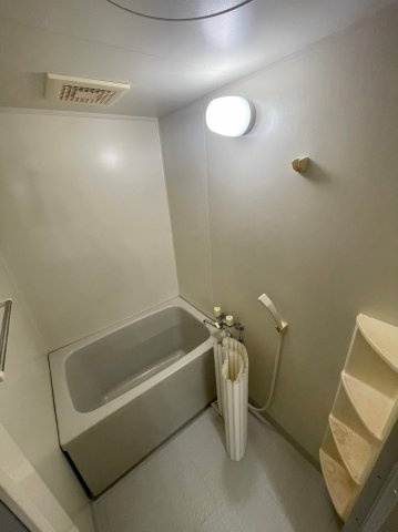 仲介手数料0円！！ナンポートの浴室