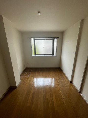 仲介手数料0円！！ナンポートの居間・リビング