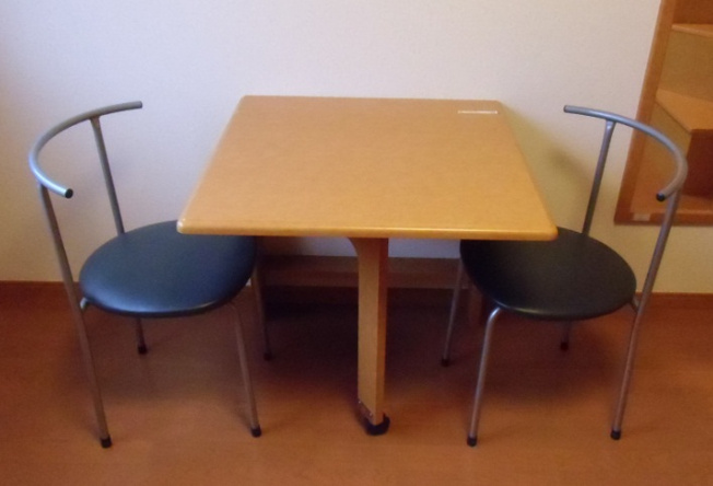 【洋室】 | クライネシュロス | 同タイプ室内