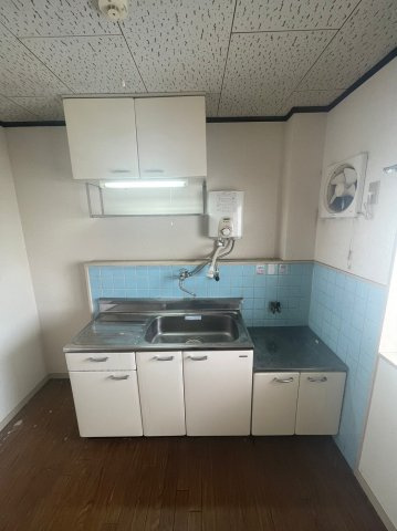 仲介手数料0円！！ドミール服部A棟のキッチン