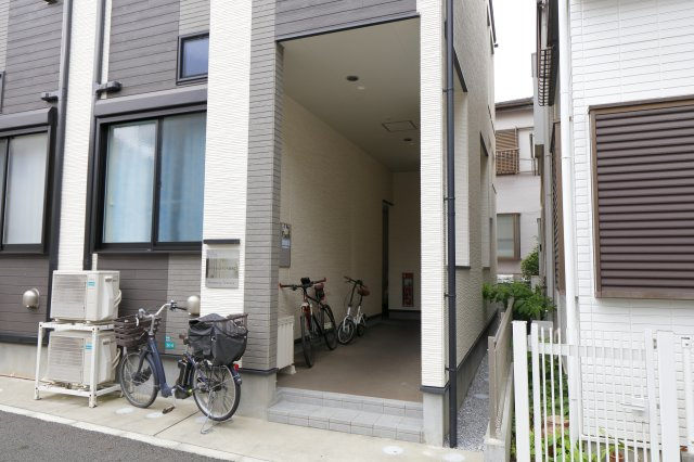 ロイヤルレジデンス南小岩のエントランス